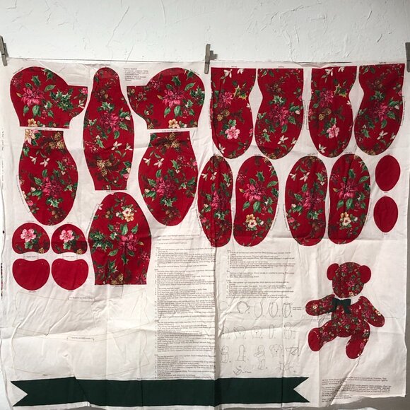 Vintage Red Poinsettia Teddy Bear panel Cranston Print Works Co sewing kit - Picture 2 of 8
